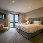 Cleabarrow View Nyaraló *